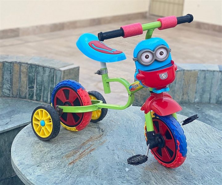 Minion Tricycle Btltoys